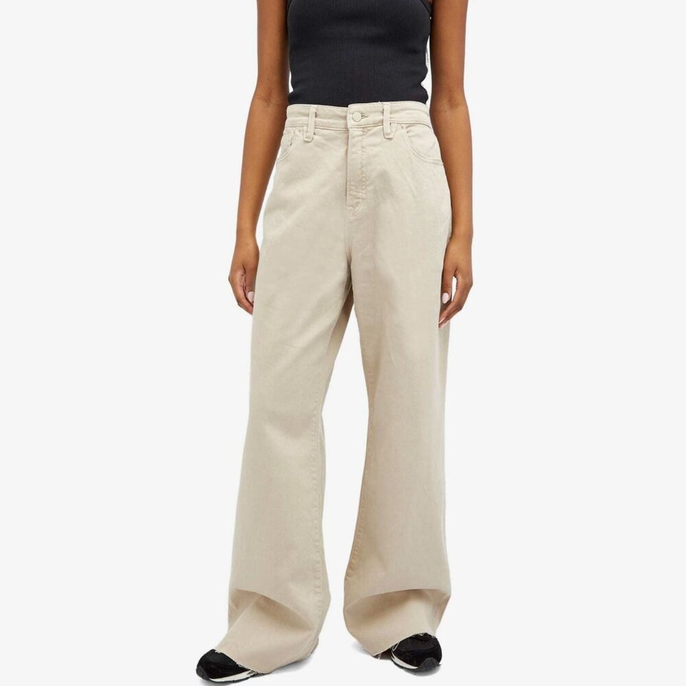 Good American Women's Good Ease Relaxed Jeans in Sand